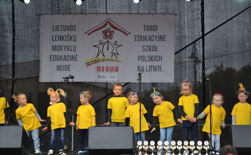 „100 barw” – targi edukacyjne.