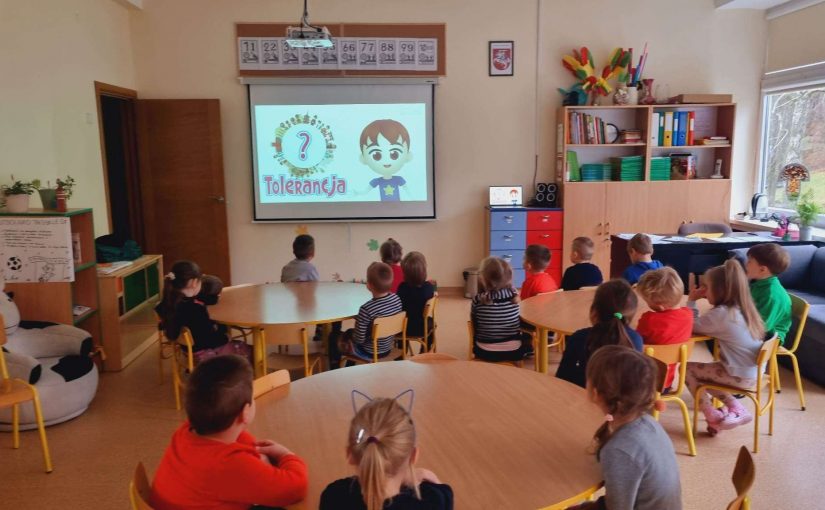 16 listopada–Międzynarodowy Dzień Tolerancji
