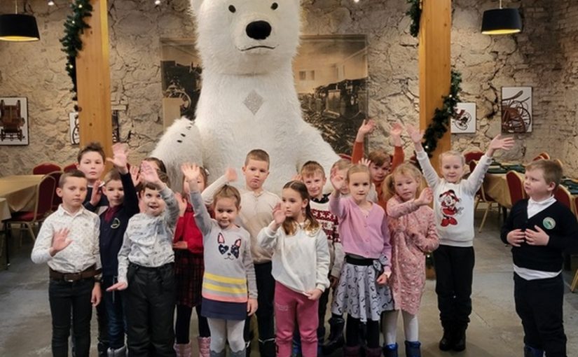 Wycieczka do rezydencji Świętego Mikołaja w Zatroczu.